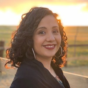 Meet your Posher, Tabitha